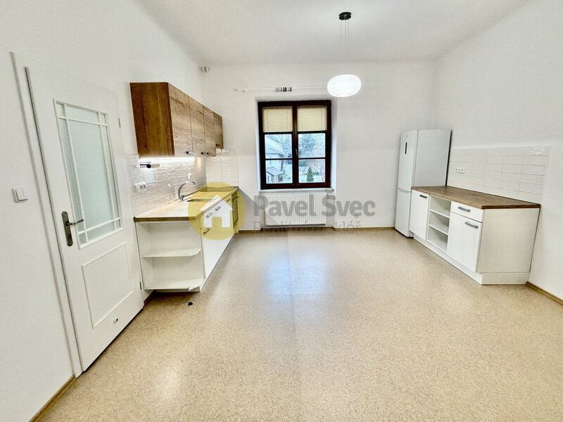 Pronájem bytu 2+kk, 60 m2, centrum města Strakonic