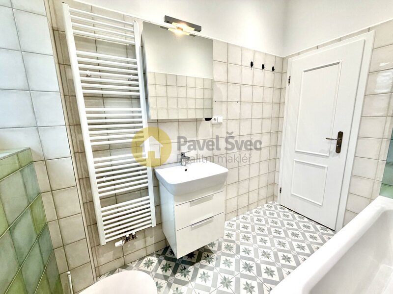 Pronájem bytu 2+kk, 60 m2, centrum města Strakonic