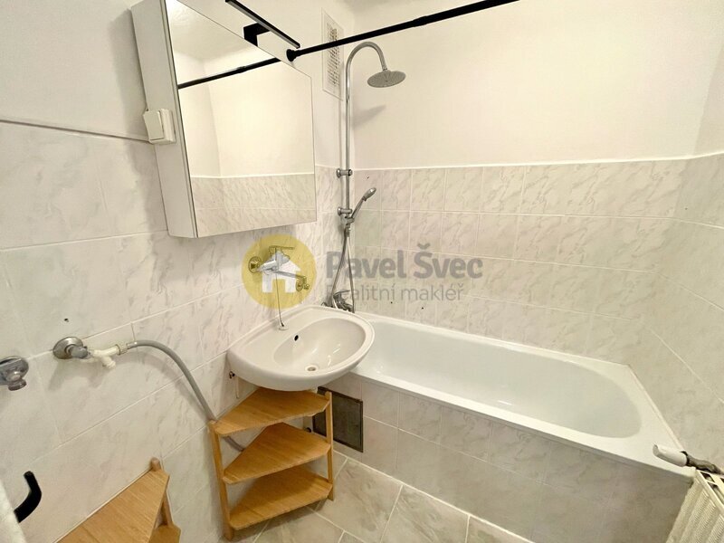 Pronájem bytu 2+1 ve zděném domě, ul. M. Alše, Strakonice