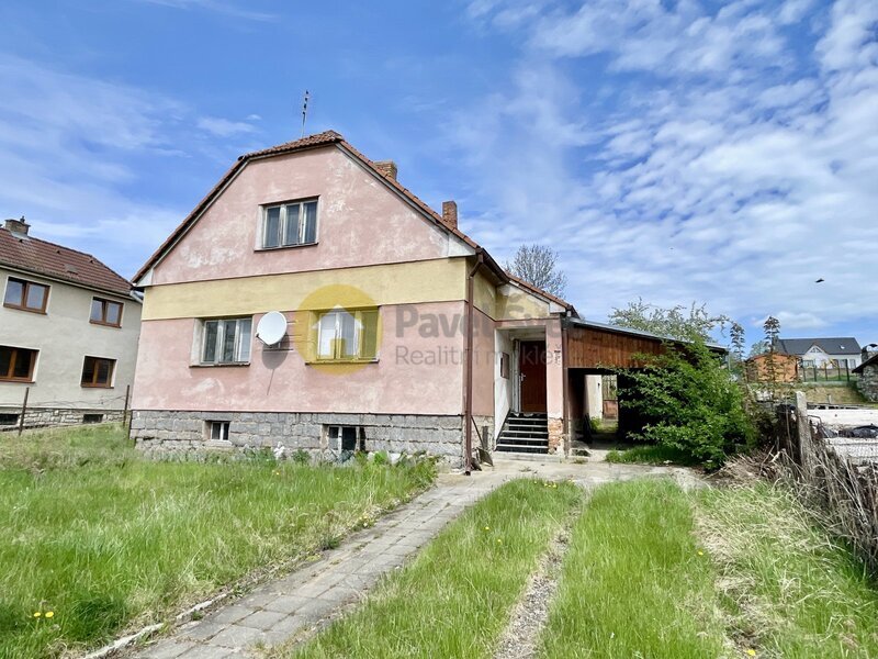 Prodej rodinného domu na pozemku 890 m2 v obci Radomyšl, okr. Strakonice