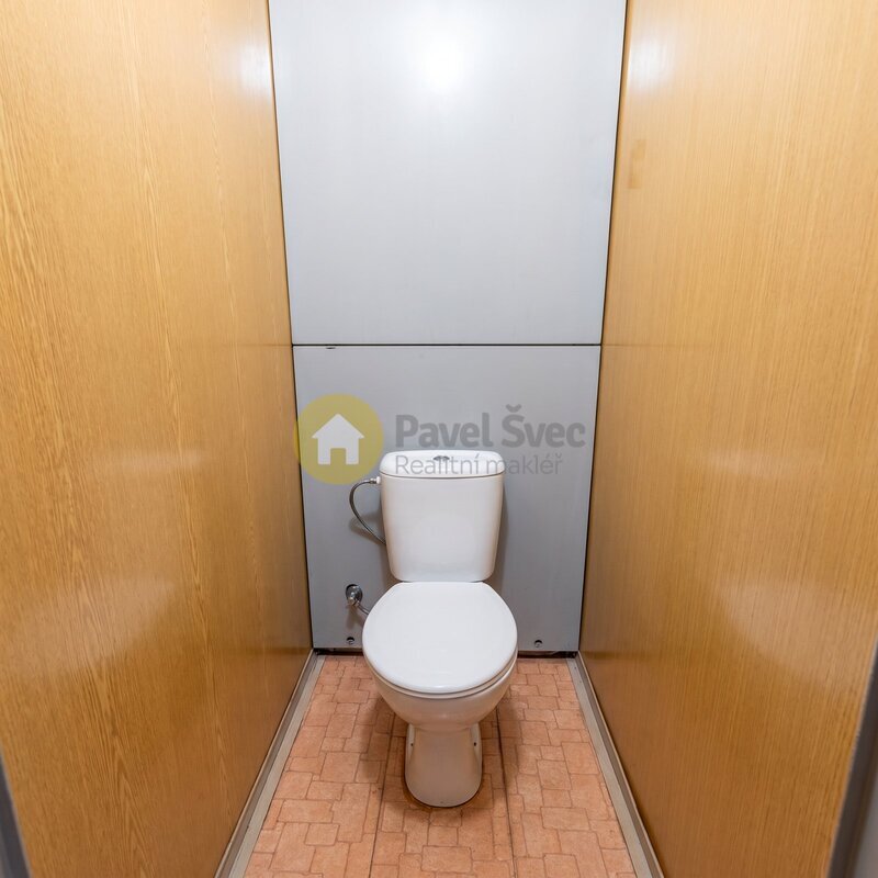 Prodej bytu 2+kk, 44 m2, lodžie/sklep, sídliště Mír, Strakonice
