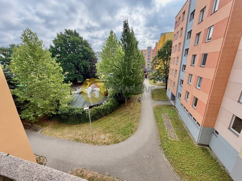 Prodej bytu 2+kk, 44 m2, lodžie/sklep, sídliště Mír, Strakonice