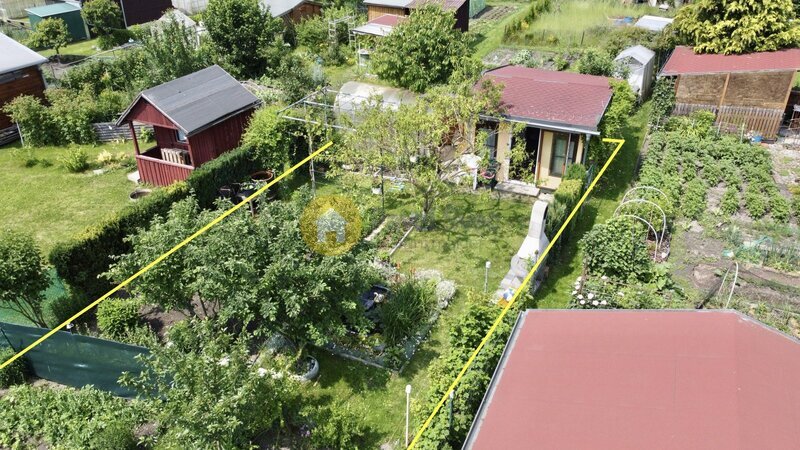 Prodej zahrádky s chatkou na vlastním pozemku 220 m2, Strakonice - lokalita Barvínkov