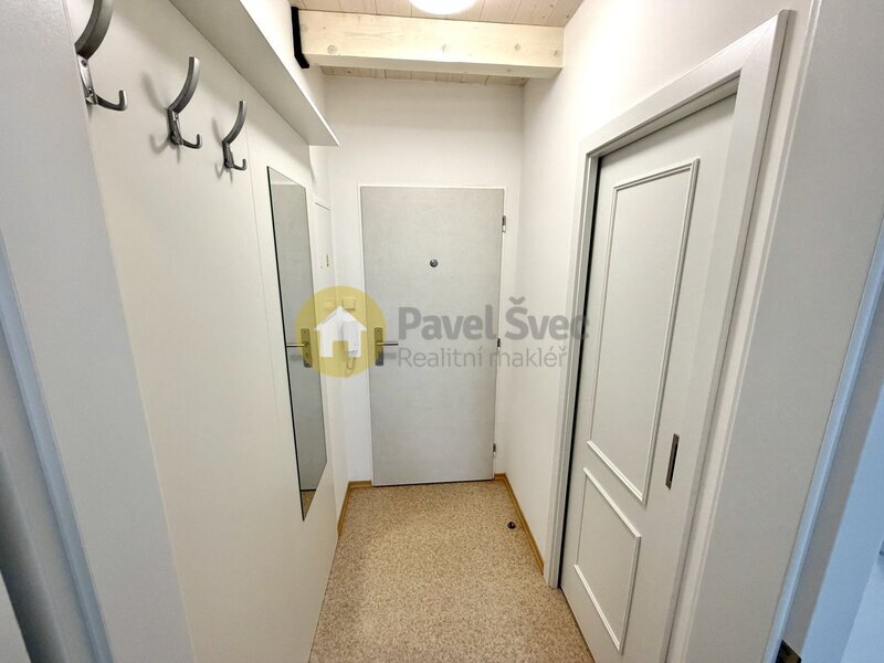 Pronájem mezonetového bytu 1+kk, 32 m2, centrum města Strakonic