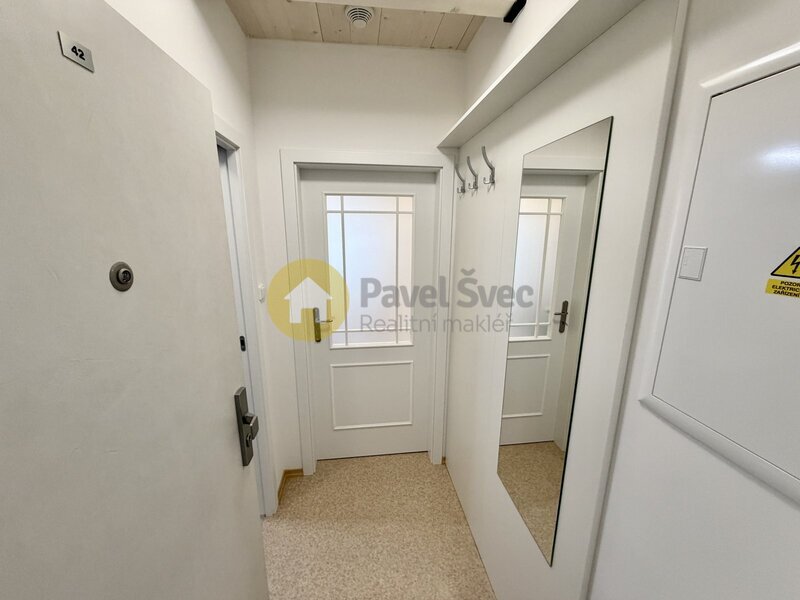 Pronájem mezonetového bytu 1+kk, 32 m2, centrum města Strakonic