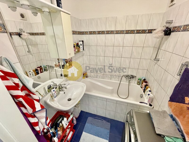 Pronájem bytu 3+1, 78 m2, balkon/sklep, Strakonice