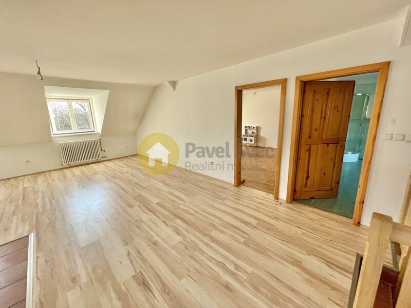 Pronájem bytu 2+kk, 145 m2, polosamota Radomyšl-Kaletice