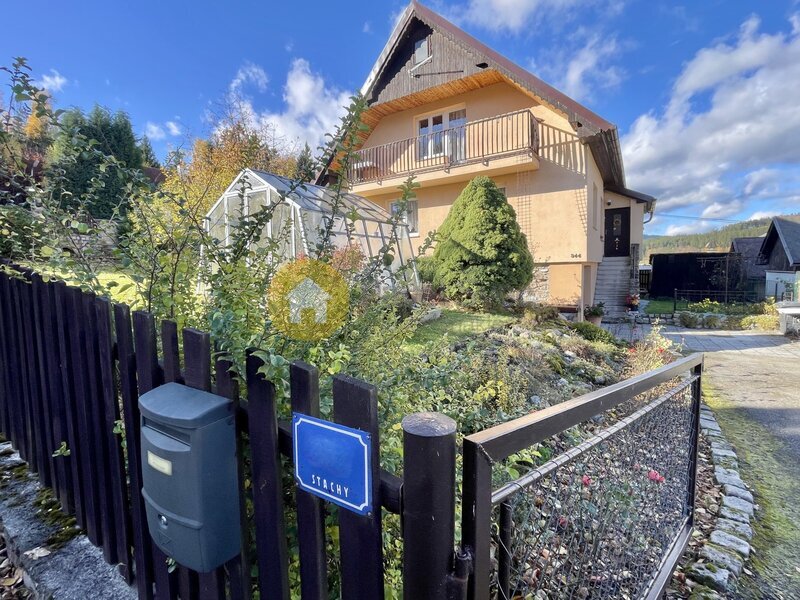 Šumava - prodej rodinného domu 4+1, 155 m2, zahrada 595 m2, obec Stachy